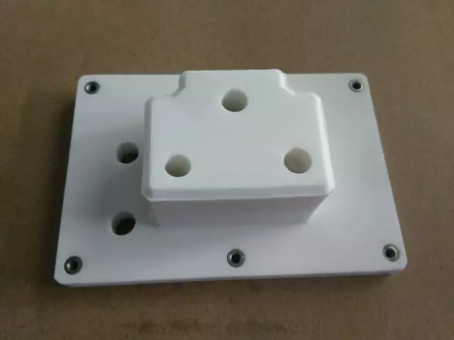 Mitsubishi Machine CNC Wire EDM Upper Insulate Plate White Cermatic M301