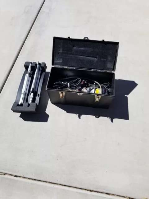 2 Gast Vacuum Pump 1532 V106 G557X In Custom  Case