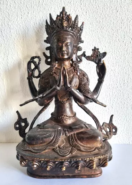 Schöne alte Bronze Figur Avalokiteshvara - Bodhisattva - Nepal um 1950 - 21 cm