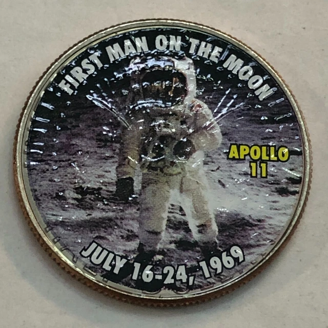 Colorized Kennedy half dollar.FIRST MAN ON MOON. JULY 16-24, 1969.APOLLO 11 #109