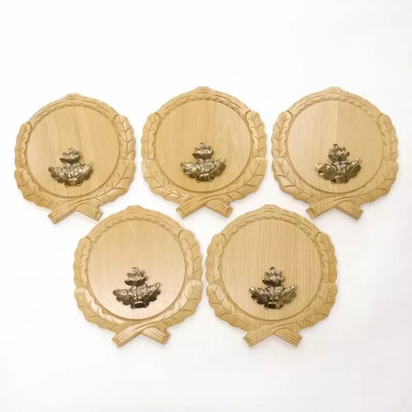 5 Pieza Keilerschilder Tallado Roble Claro Af 19cm Con 5x Hoja de Roble Portada