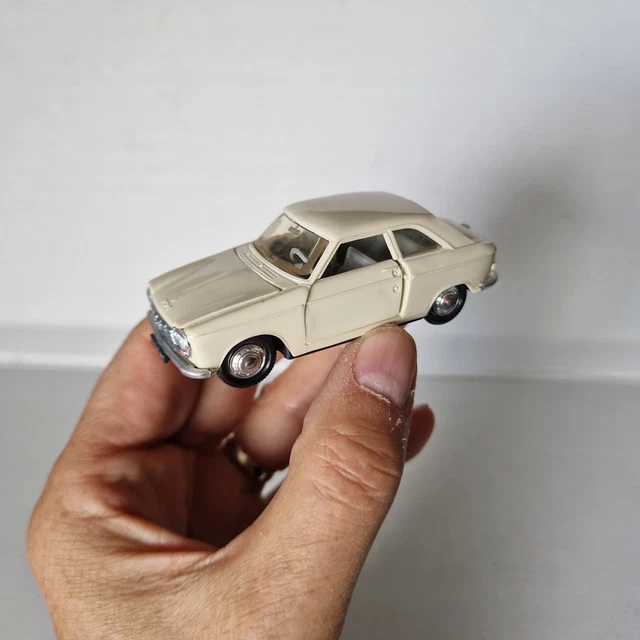 Ancienne Voiture Miniature Peugeot 403 Publicitaire Chocolat Pupier - 1:43 - Années 60 - Modèle Vintage Norev/Minalux