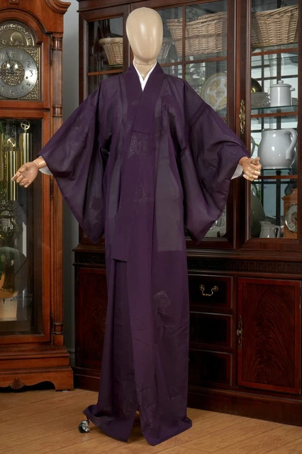 Dear Vanilla Japanese Silk Kimono Women's Robe Gown Authentic Japan Vintage Mint