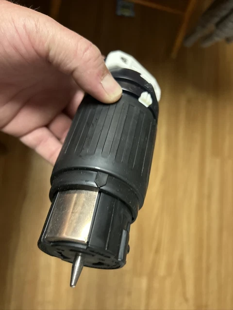 Hubbell CS6364C 250V Locking Connector 50 Amp