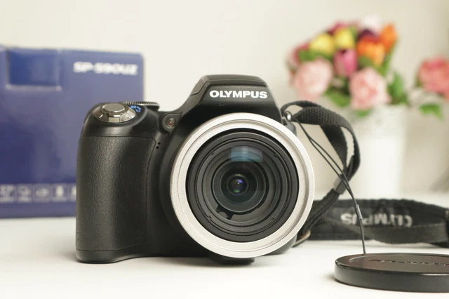 Olympus SP-590UZ fotocamera bridge 12megapixel 26x optical zoom