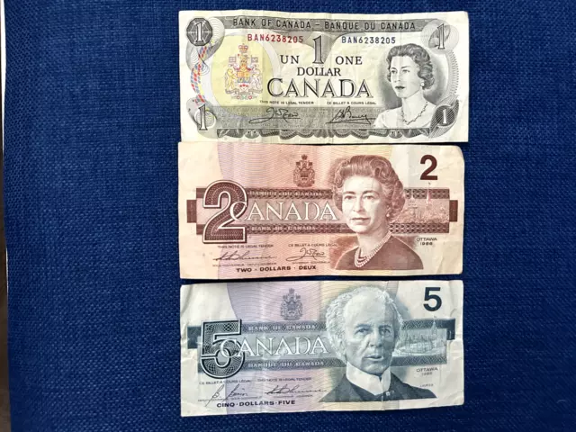 Lot of 3  1973 & 1986  BANK OF CANADA 1, 2 & 5 DOLLAR BANK NOTES ELIZABETH II