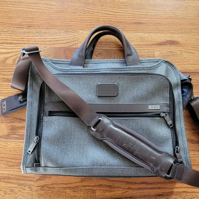 Tumi Alpha 2 Slim Deluxe Portfolio Business Laptop Briefcase Bag Gray/Brown