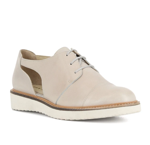 Chaussures San Marina en Véritable cuir Beige Nude T.37 NEUVES DS L/BTE