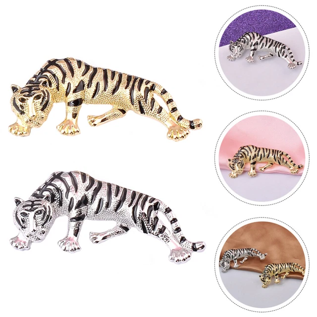 2 PIEZAS Broche de modelado de tigre de moda festivo 2022 Año Nuevo Broche de pecho