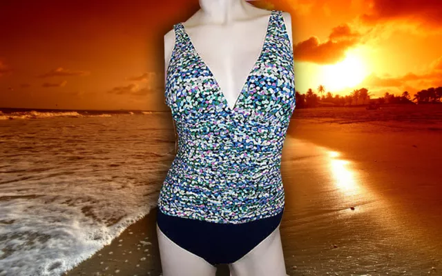 NWT GOTTEX Garden Dreams RUCHED V NECK 1 piece BATHING SUIT SWIMSUIT size - 10