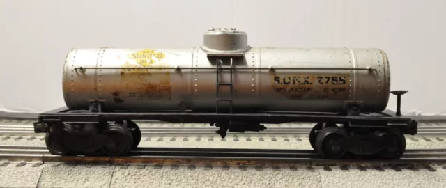 Lionel 2755 Sunoco Tank Car from 1945 Has Flying Shoe Trucks from Set 463W