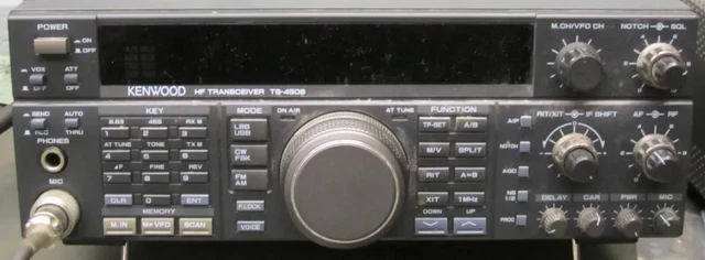 KENWOOD TS-690S HF/50MHZ 100W/50W Transceptor incorporado AT-450