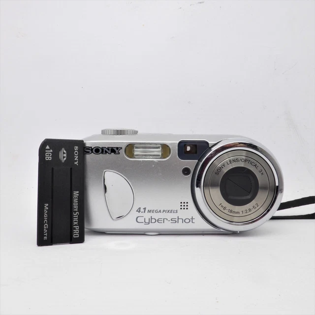 SONY Cyber-Shot DSC-P73 4.1 MP Fotocamera Digitale Compatta Vintage Sony Lens 3x