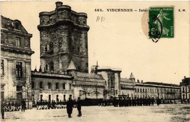 CPA VINCENNES - Intérieur (519778)