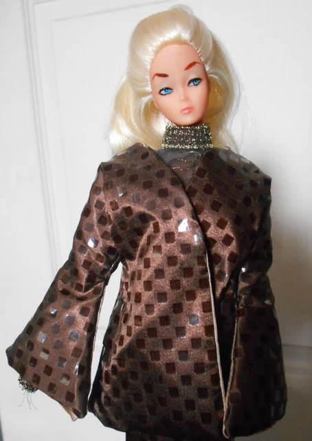 Poupée Sevinyl #83 Caprice Doll – Lilli Lalka Par Julian Kalinowski – Pièce Unique