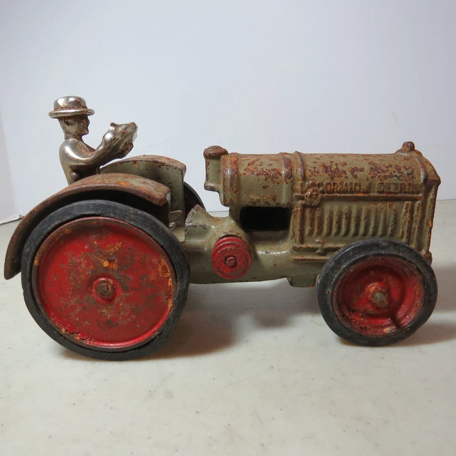 ARCADE MCCORMICK-DEERING 10-20 Tractor, Cast Rims wDriver 1928 USA 1/20 ...