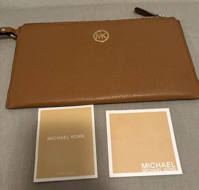 NEW MICHAEL KORS Fulton Solid Brown Leather Zip Clutch Wristlet Pebbled $98