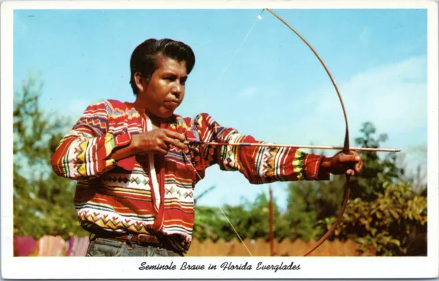postcard Florida Native American - Seminole Indians Brave drawing bow