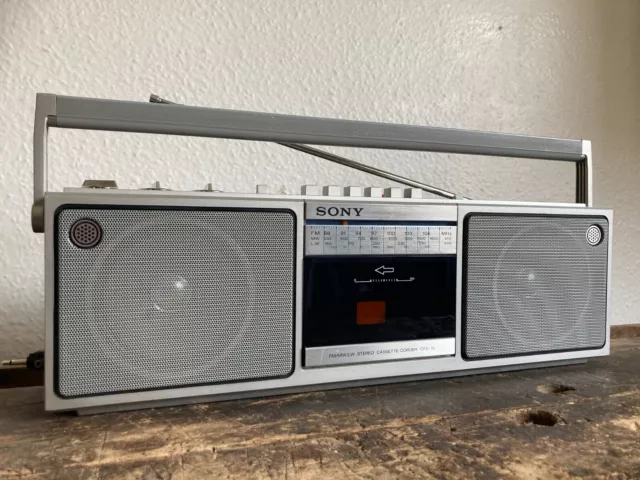 SONY CFS-5L / FULLY WORKING / Boombox Ghetto Blaster with MUSIC SEARCH