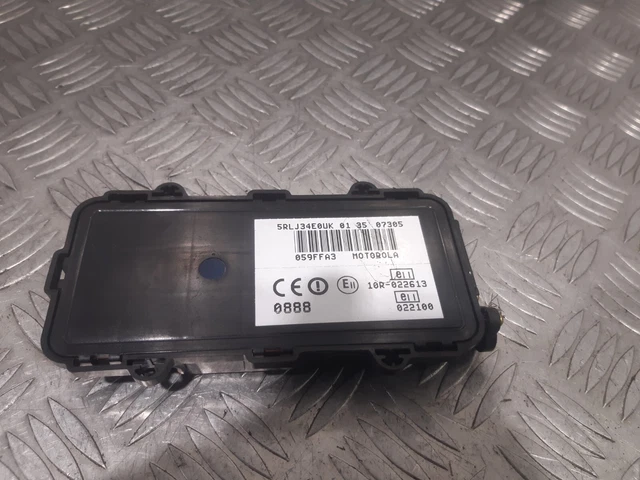 Module De Commande Clignotants Jour Phares Compatible Megane RS IV - B105443-B B105444-B