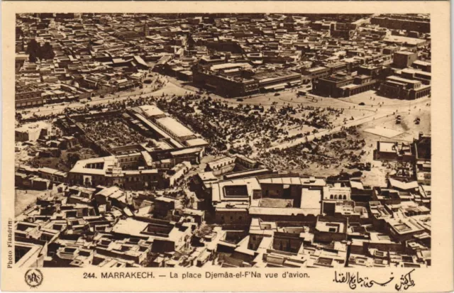 CPA AK MAROC MARRAKECH La place Djemaa-el-F'Na vue d'avion Flandrin (37895)