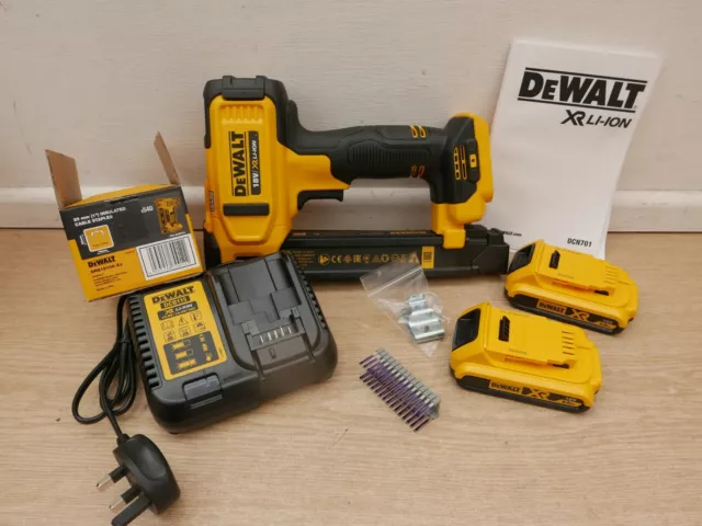 Dewalt staple gun 2025 18v