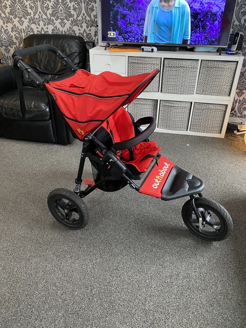 out n about nipper single v4