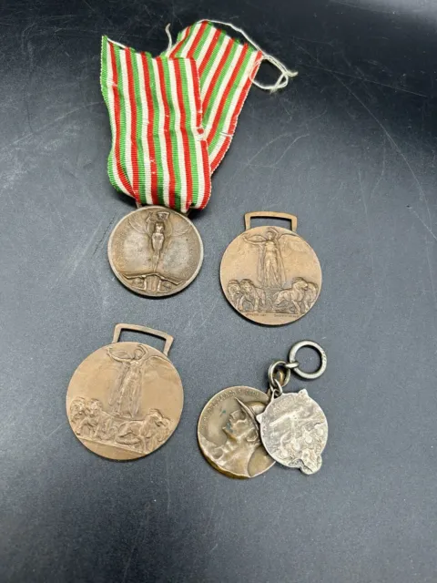 Lotto Di Quattro Medaglie Commemorative Prima Guerra Mondiale