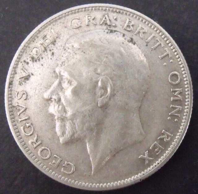 1929 GEORGE V SILVER HALF CROWN  ( 50% Silver )  British 2/6 Coin.   968