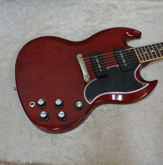 2022 USA Gibson Custom Shop '63 SG Special Reissue guitar in cherry red w/ case 2022 USA Gibson Custom Shop '63 SG Special Reissue guitar in cherry red w/ case