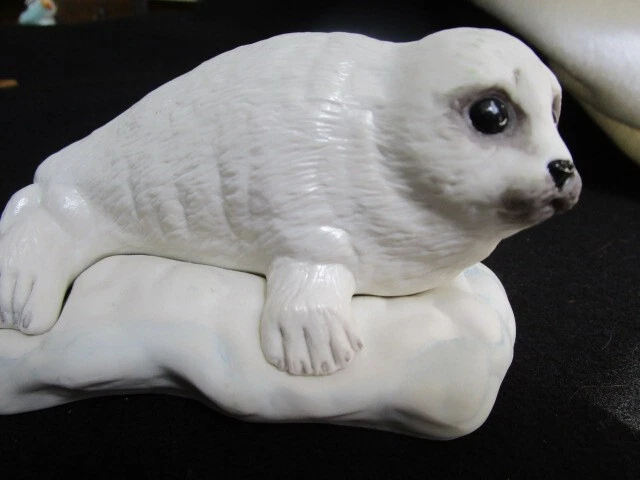 Boehm Harp Seal Pup on Iceberg Animal Figurine 40127