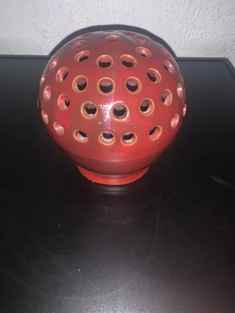 Magnifique vase boule Rouge En céramique signé