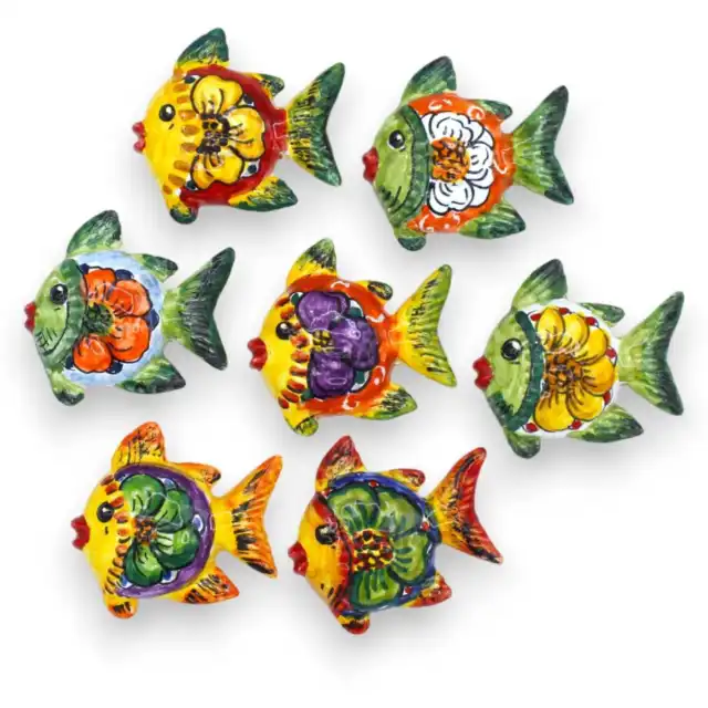 Magnete calamita in ceramica siciliana a forma di Pesce con decoro floreale - L