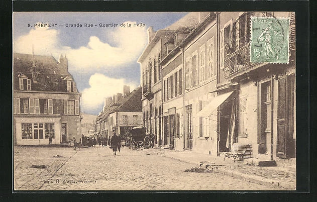 CPA Prémery, Grande Rue, Quartier de la Halle