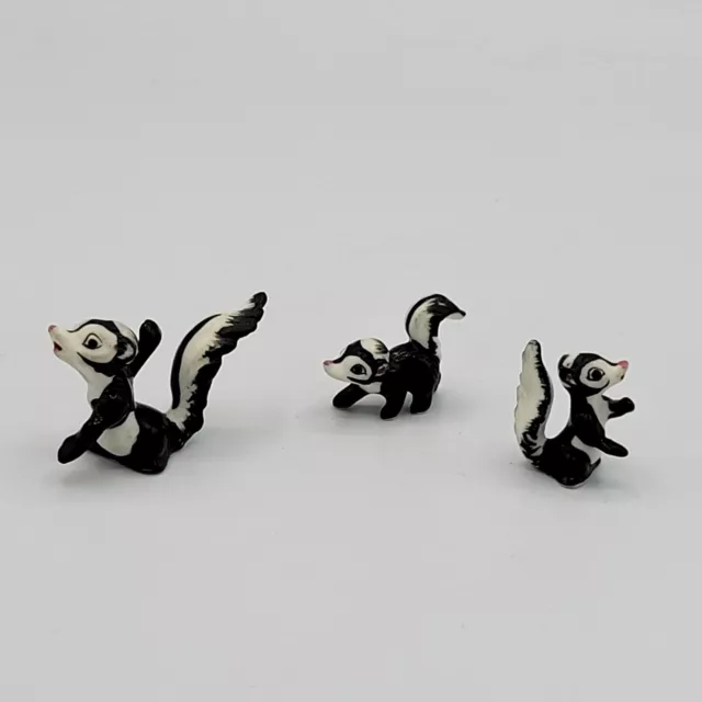 Vintage Skunk Family Set Of 3 Porcelain Miniature Figurines Dollhouse