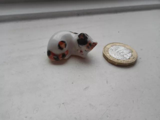 Cat - Beautiful Miniature Ceramic/Pottery - Tortoiseshell & White Sleeping Cat