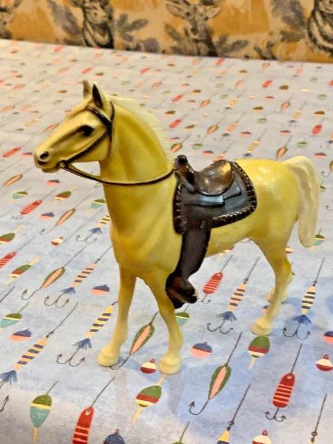 VINTAGE HARTLAND 700 SERIES 7" Wrangler Horses. Palomino Walking Horse very nice