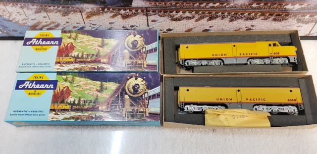 Ho Scale Athearn Union Pacific Pa-1 & Pb-1 #605 A&B Diesel Locomotive Read!🔥🔥