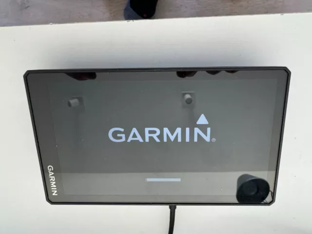 GARMIN ZUMO XT2 6' SCREEN -  Bundle w/ RAM Mount & Cradle & Connector