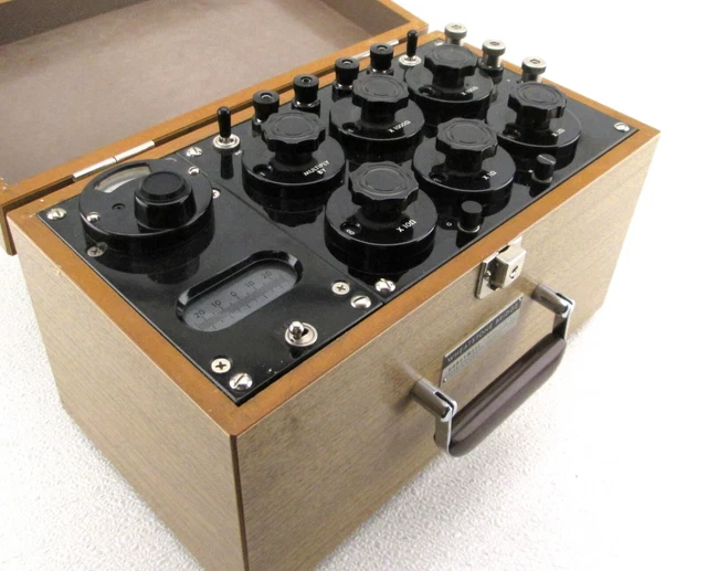 Honeywell Wheatstone Bridge Model 1071 Honeywell Wheatstone Bridge Model 1071