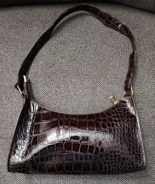 Minimalist Croc Embossed Fashion Baguette Bag