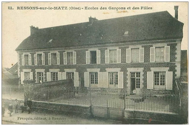60.RESONS SUR MATZ.n°18986.SCHOOLS OF BOYS AND GIRLS