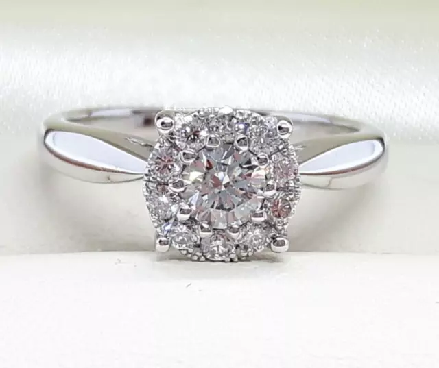 18ct White Gold 0.50ct Diamond set Halo Cluster Ring