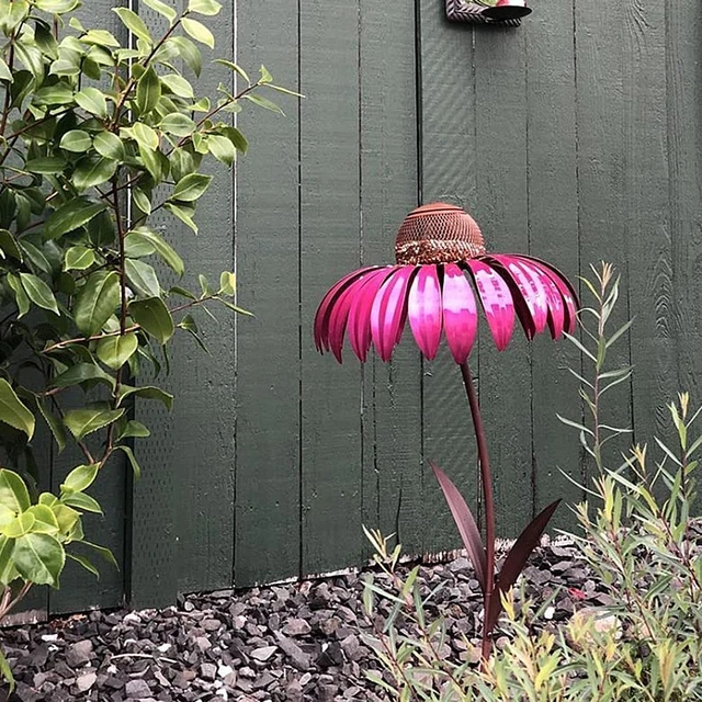 (1)Durable Metal Flowers Bird Feeder All-Weather Source Of Bird Food Easy To