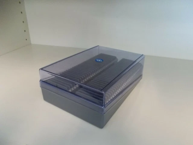 Agfa Stapelbox mit zwei Universal-Diamagazinen für je 30 KB-Dias, #K- 237-2