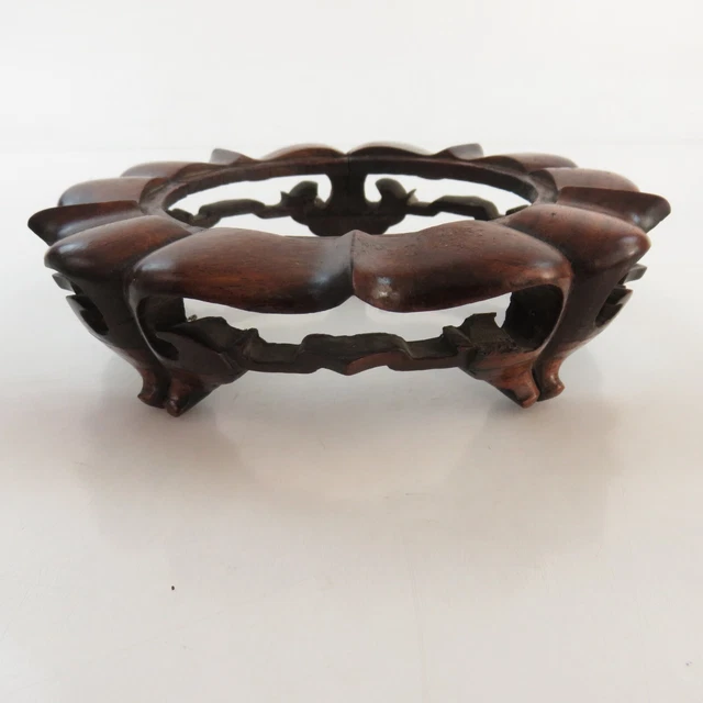 Late 19th or Early 20th Century Chinese Hand Carved Wooden Vase Stand 5