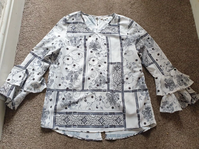 very pretty girls age 11-12 years long sleeve top by river island