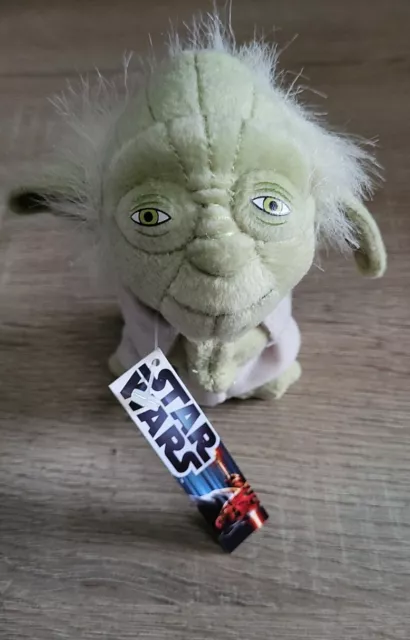 Disney Star Wars: Episode VII The Force Awakens 4" Yoda Mini Plush w/Tags