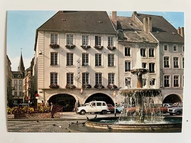 CPA 57 THIONVILLE La Place du Marché Arcade Marx Sport DIEDENHOFEN Ed. E Pierron