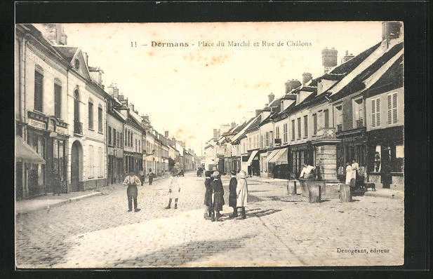 CPA Dormans, Place du Marche and Rue de Chalons